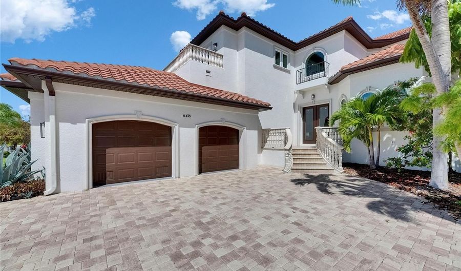 6418 BRIGHT BAY Ct, Apollo Beach, FL 33572 - 5 Beds, 4 Bath