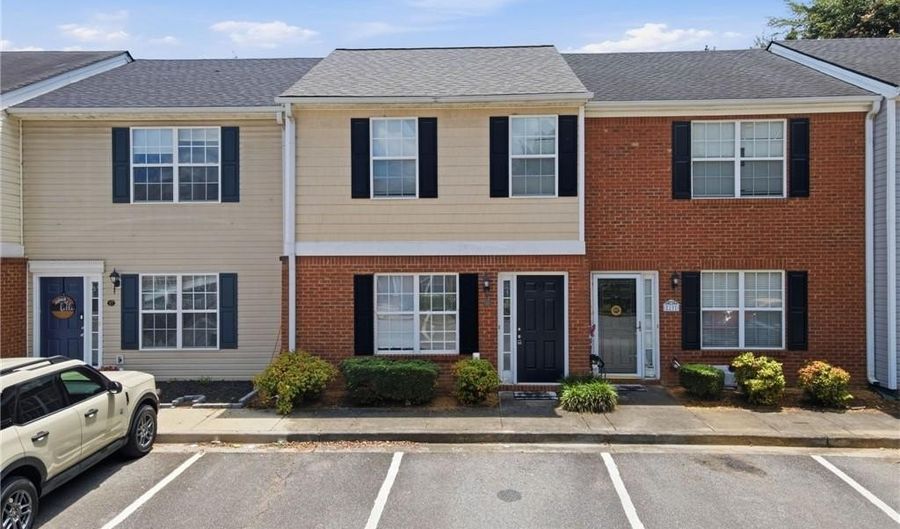 18 Princeton Place Dr, Adairsville, GA 30103 - 2 Beds, 2 Bath