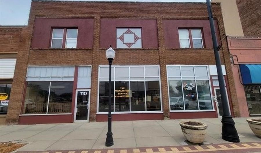 108-110 N Smt, Arkansas City, KS 67005 - 0 Beds, 0 Bath