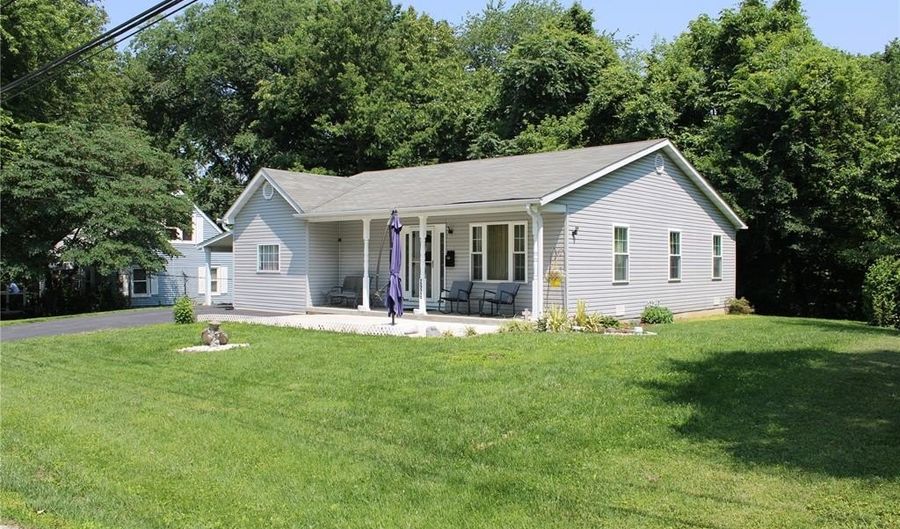 2926 Werges Ave, Alton, IL 62002 - 3 Beds, 2 Bath