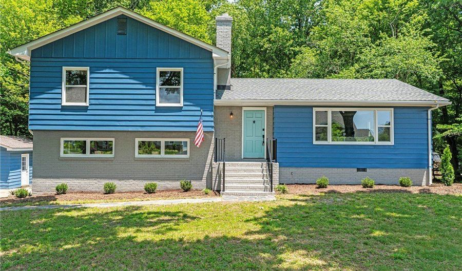 713 Chapman St, Ashland, VA 23005 - 4 Beds, 3 Bath
