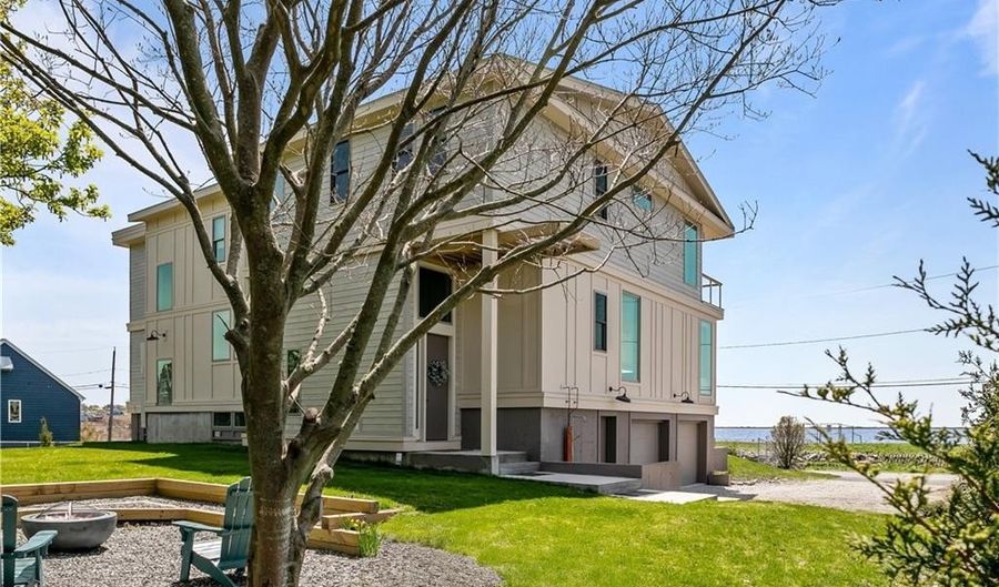 82 Ellery Rd, Newport, RI 02840 - 4 Beds, 3 Bath