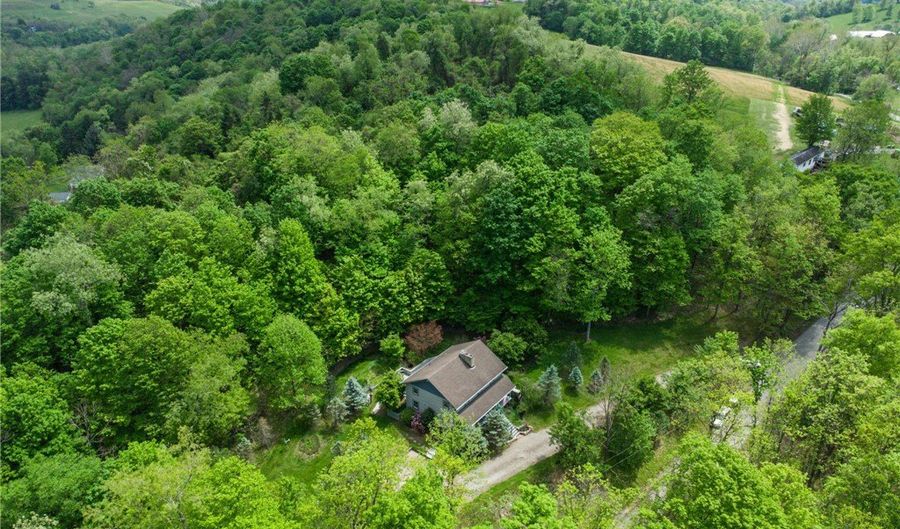 24 McCullough Hill Rd, Amity, PA 15311 - 3 Beds, 0 Bath