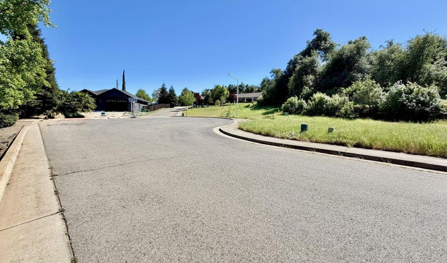 0 34- Acre Yellow Finch Way, Anderson, CA 96007 - 0 Beds, 0 Bath