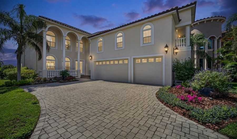 6203 MARBELLA Blvd, Apollo Beach, FL 33572 - 4 Beds, 4 Bath