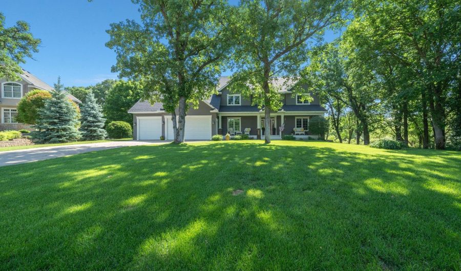 2089 Whispering Oaks Dr NE, Alexandria, MN 56308 - 5 Beds, 4 Bath