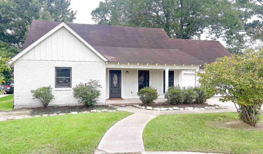 1124 Sharp Rd, Baton Rouge, LA 70815 - 4 Beds, 2 Bath