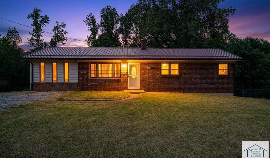 795 Longview Dr, Bassett, VA 24055 - 3 Beds, 2 Bath