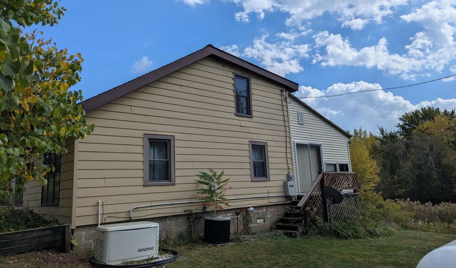 1880 118th Ave, Allegan, MI 49010 - 3 Beds, 2 Bath