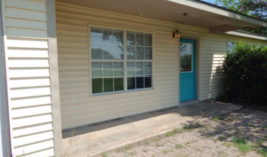 1018 N Powell Pkwy, Anna, TX 75409 - 3 Beds, 2 Bath