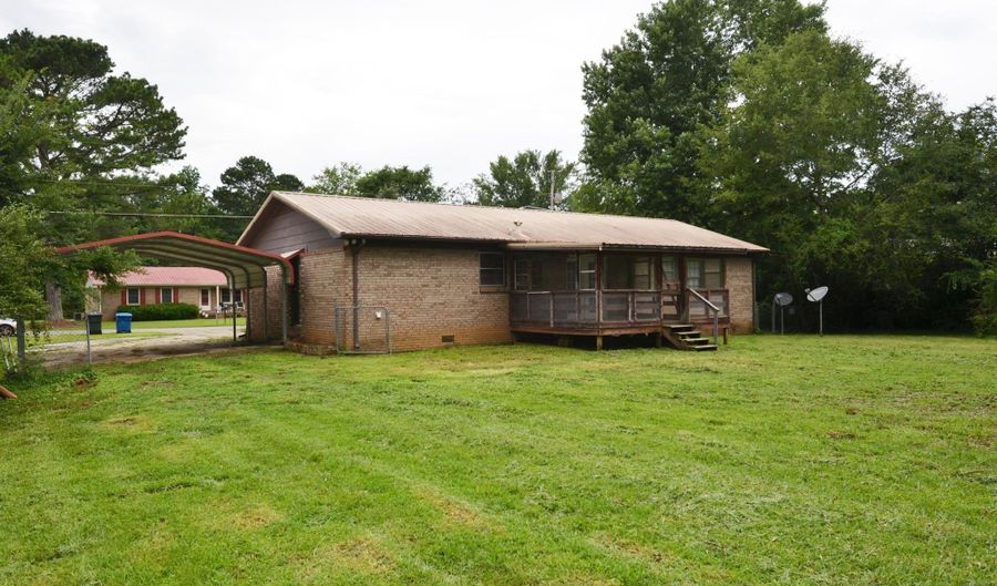 6301 CEDAR Ct, Anniston, AL 36206 - 3 Beds, 2 Bath
