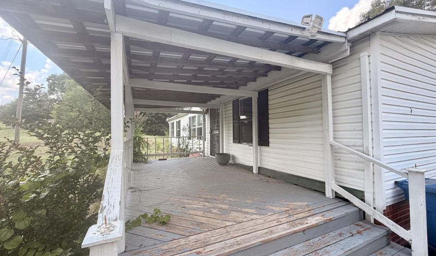 271 S Pkwy, Bethel Springs, TN 38315 - 3 Beds, 2 Bath