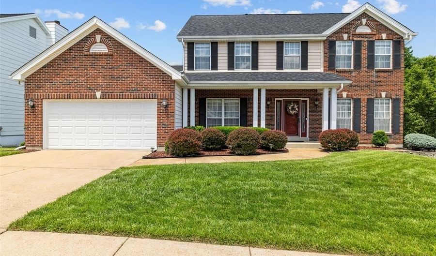 403 Arbor Glen Dr, Ballwin, MO 63021 - 4 Beds, 3 Bath
