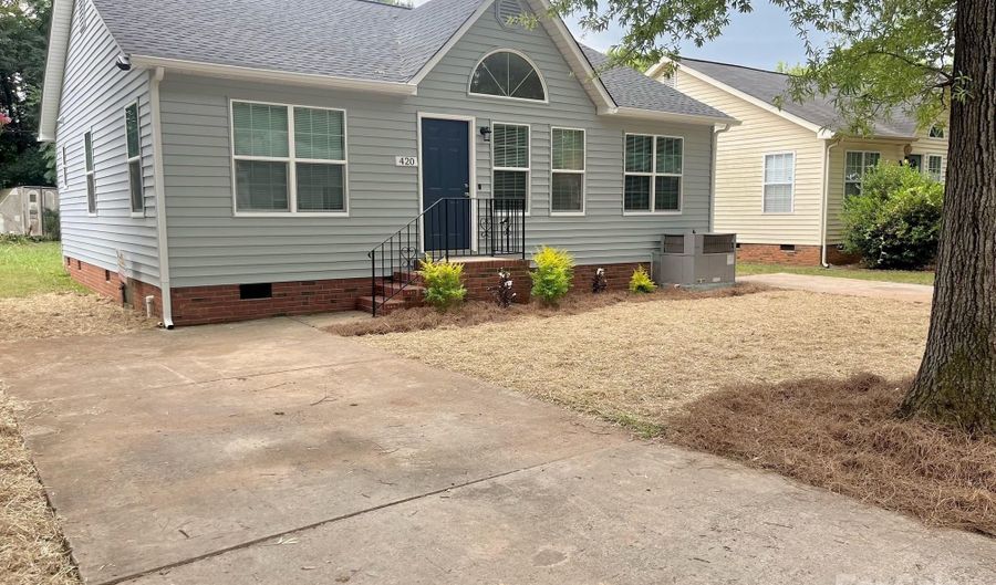 420 Alpha St, Charlotte, NC 28205 - 3 Beds, 2 Bath