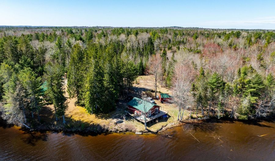 38 Lamb Farm Rd, Baileyville, ME 04694 - 2 Beds, 1 Bath