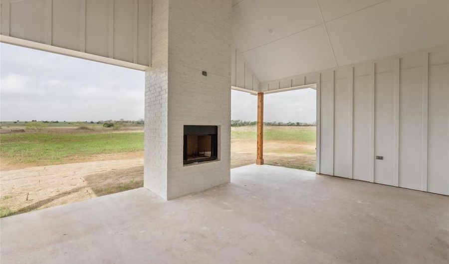 4010 CR312A, Alvarado, TX 76009 - 4 Beds, 3 Bath