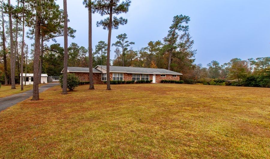 1945 Booster Club Rd, Bainbridge, GA 39819 - 4 Beds, 2 Bath