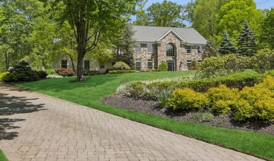 50 Canoe Brook Ln, Bernards Twp., NJ 07931 - 5 Beds, 6 Bath