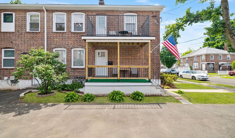 22-26 Carver St, Bridgeport, CT 06610 - 2 Beds, 1 Bath
