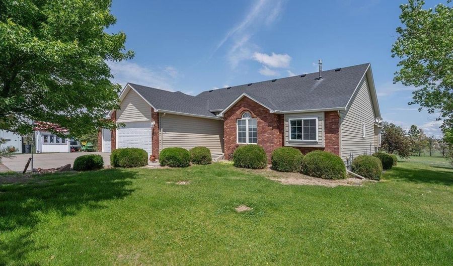 6866 SAYKALLY, Cheyenne, WY 82009 - 5 Beds, 3 Bath