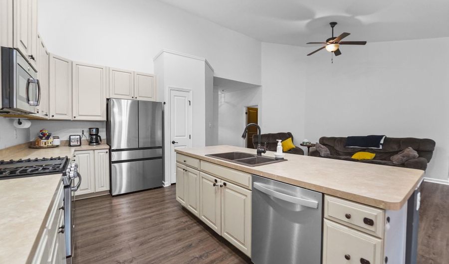 23 AVALON Ave, Barnegat, NJ 08005 - 4 Beds, 3 Bath