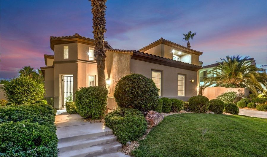 2571 Red Springs Dr, Las Vegas, NV 89135 - 4 Beds, 5 Bath