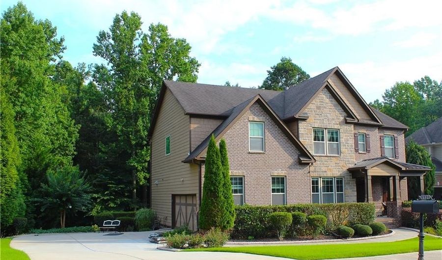 4320 Tivoli Way, Alpharetta, GA 30004 - 5 Beds, 5 Bath