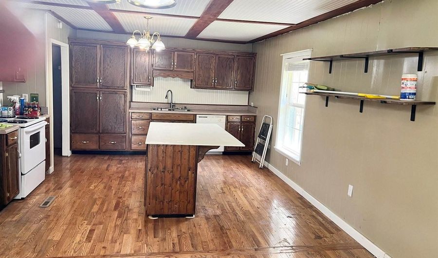 1946 Welcome Valley Rd, Benton, TN 37307 - 3 Beds, 2 Bath