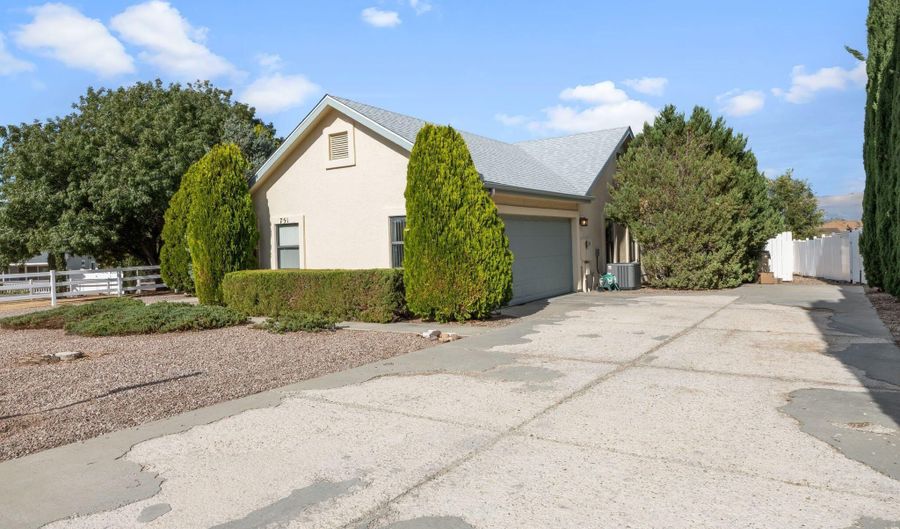 751 Highland Cir, Chino Valley, AZ 86323 - 3 Beds, 2 Bath