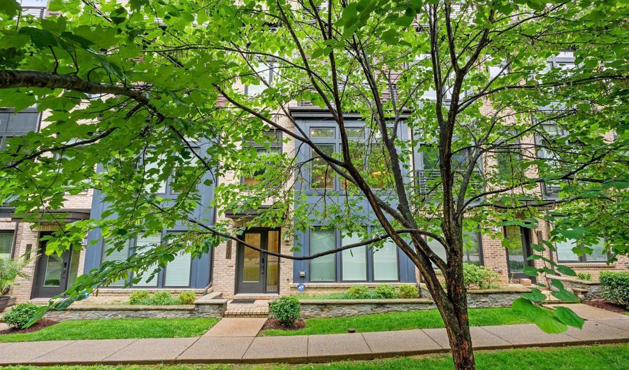 5307 MERRIAM St, Bethesda, MD 20814 - 4 Beds, 4 Bath
