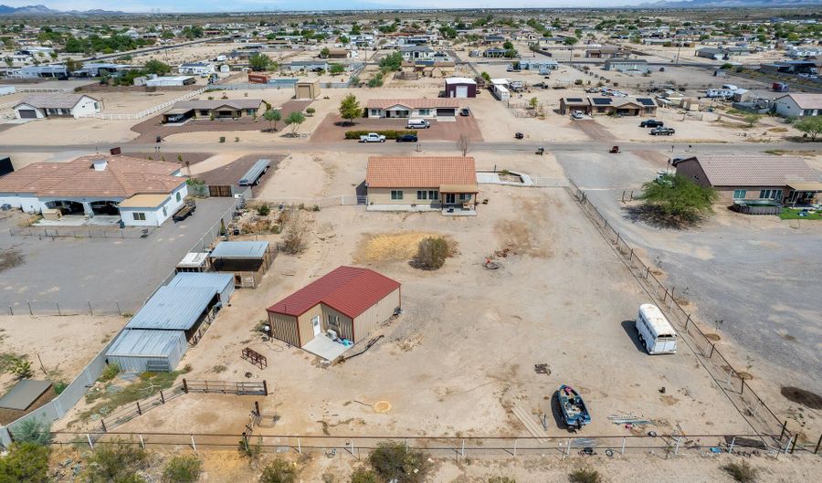 30535 W MCKINLEY St, Buckeye, AZ 85396 - 3 Beds, 2 Bath