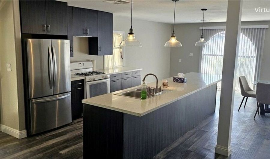 9800 Baseline Rd 82, Alta Loma, CA 91701 - 2 Beds, 2 Bath