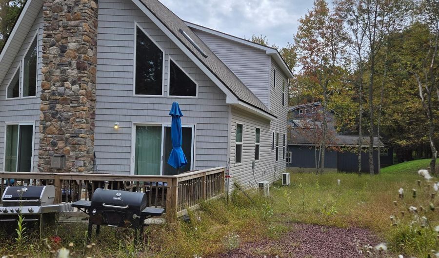62 JOHNSON Ln, Albrightsville, PA 18210 - 3 Beds, 3 Bath