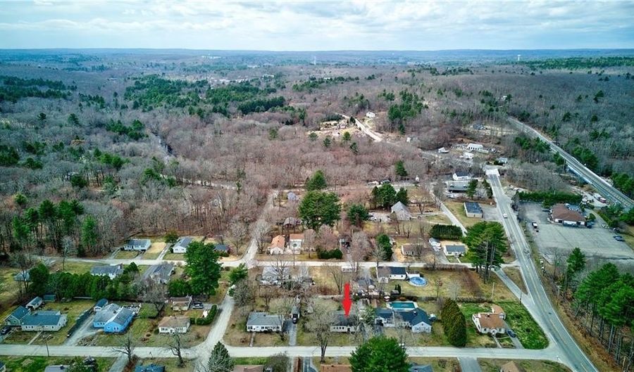 33 Maple Leaf Rd, Burrillville, RI 02826 - 4 Beds, 1 Bath