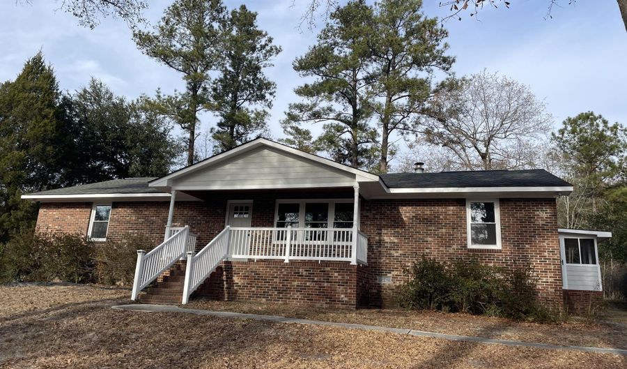637 Wrights Mill Rd, Aiken, SC 29801 - 3 Beds, 2 Bath