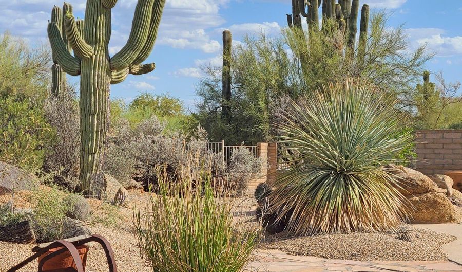 5141 E RANCHO TIERRA Dr, Cave Creek, AZ 85331 - 4 Beds, 4 Bath