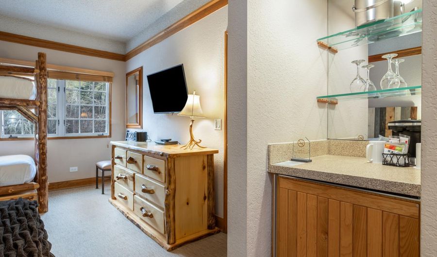 120 Offerson 4370/75, Beaver Creek, CO 81620 - 2 Beds, 2 Bath