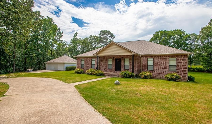4051 Whitney Ln, Benton, AR 72019 - 3 Beds, 3 Bath