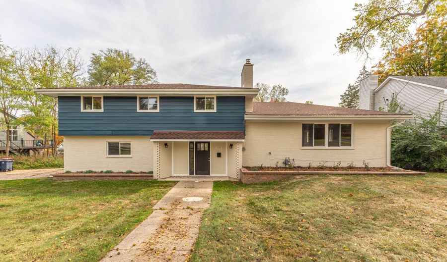 1520 Traver Rd, Ann Arbor, MI 48105 - 5 Beds, 4 Bath