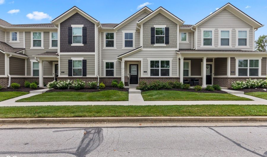 7265 Governors Row, Avon, IN 46123 - 3 Beds, 3 Bath