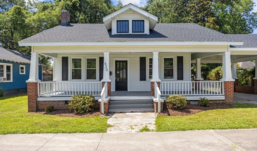 620 2nd St, Ayden, NC 28513 - 3 Beds, 2 Bath