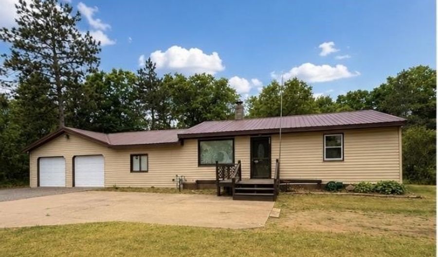 2397 Highway 13, Adams, WI 53910 - 2 Beds, 1 Bath