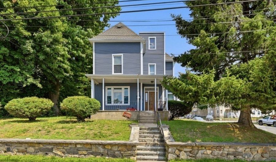 3 W Fairview Ave B, Andover, NJ 07801 - 2 Beds, 1 Bath