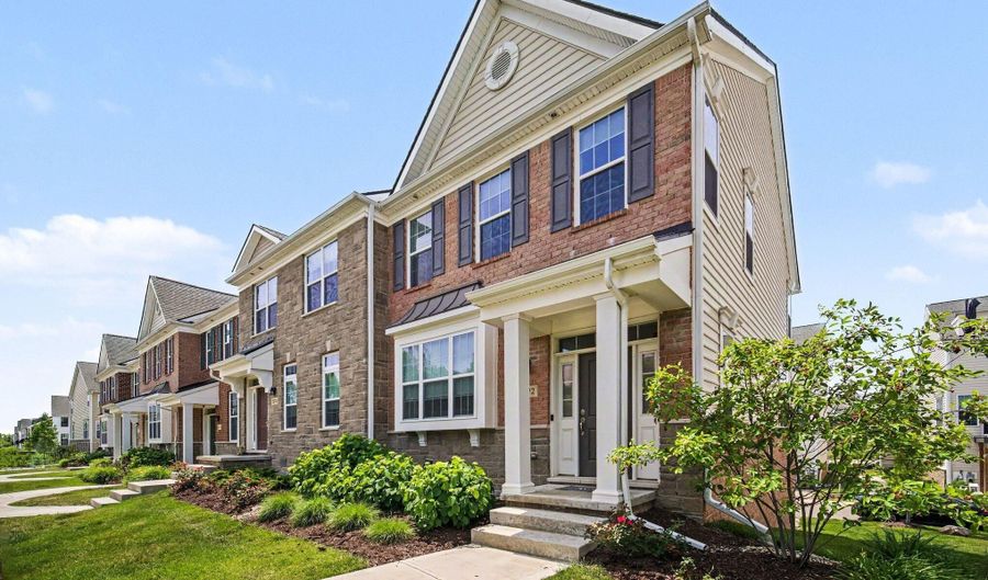 2872 Hardwick Rd, Ann Arbor, MI 48105 - 3 Beds, 3 Bath