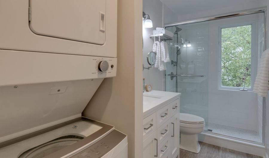 803 DREAMS LANDING Way 803, Annapolis, MD 21401 - 2 Beds, 1 Bath