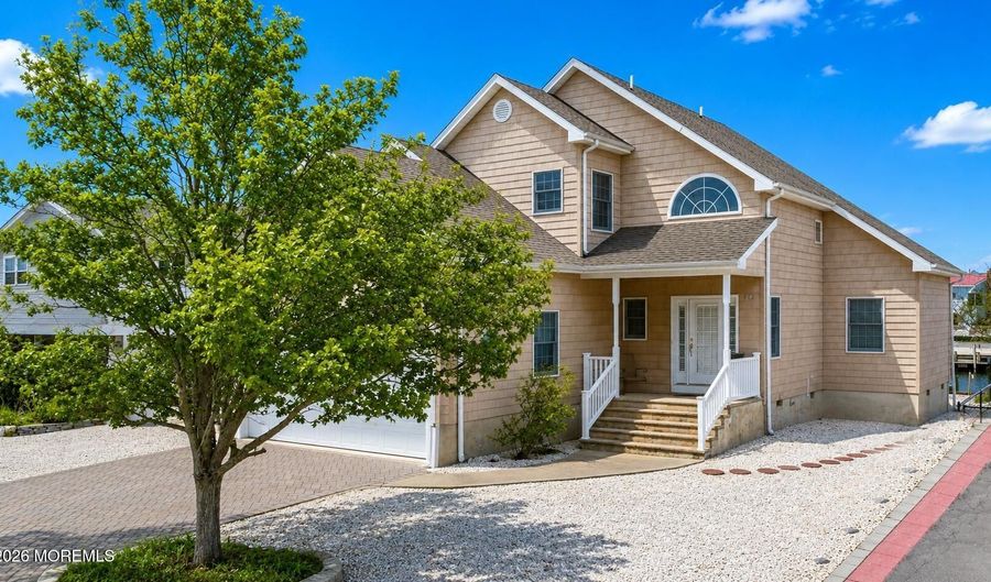 232 Montclair Rd S, Barnegat, NJ 08005 - 3 Beds, 3 Bath