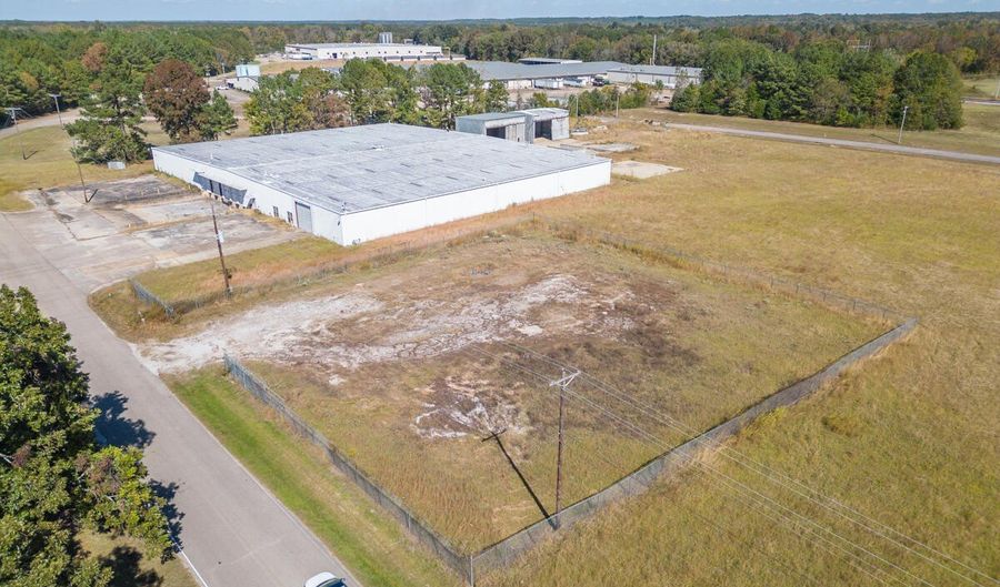 1036 N 2nd St, Baldwyn, MS 38824 - 0 Beds, 0 Bath