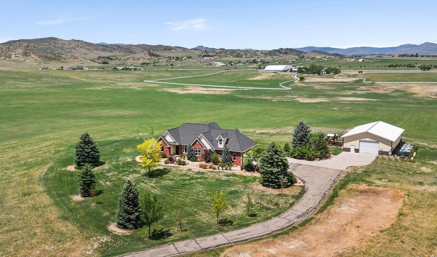 4980 Getaway Dr, Berthoud, CO 80513 - 4 Beds, 4 Bath