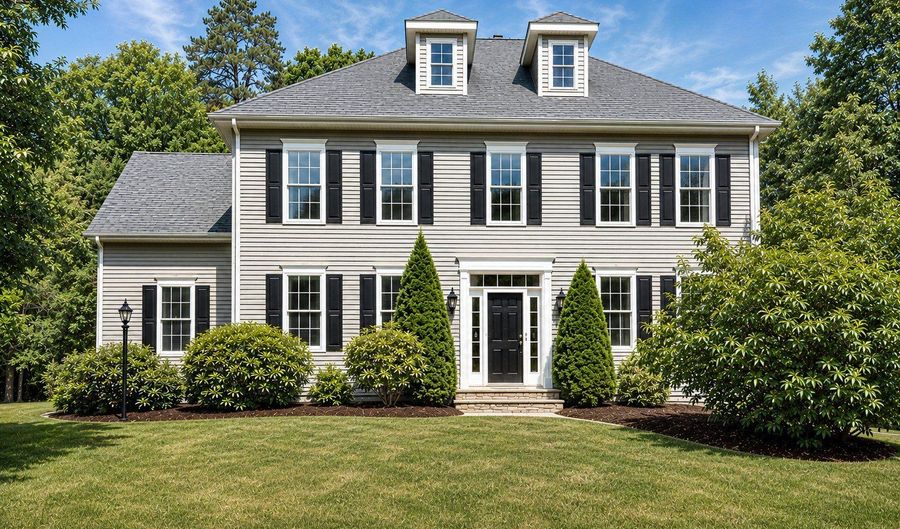 2 Ellsworth Pl, Avon, CT 06001 - 4 Beds, 4 Bath