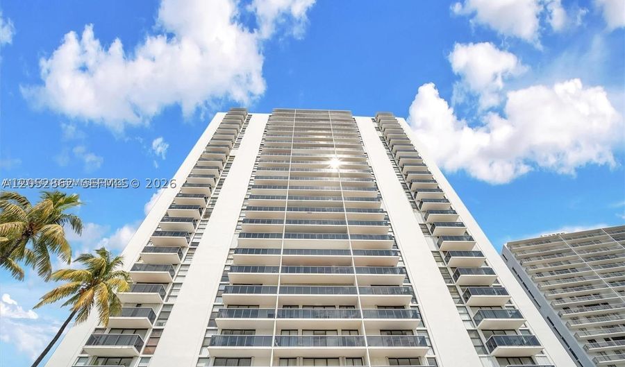 3625 N Country Club Dr Ph2, Aventura, FL 33180 - 2 Beds, 2 Bath